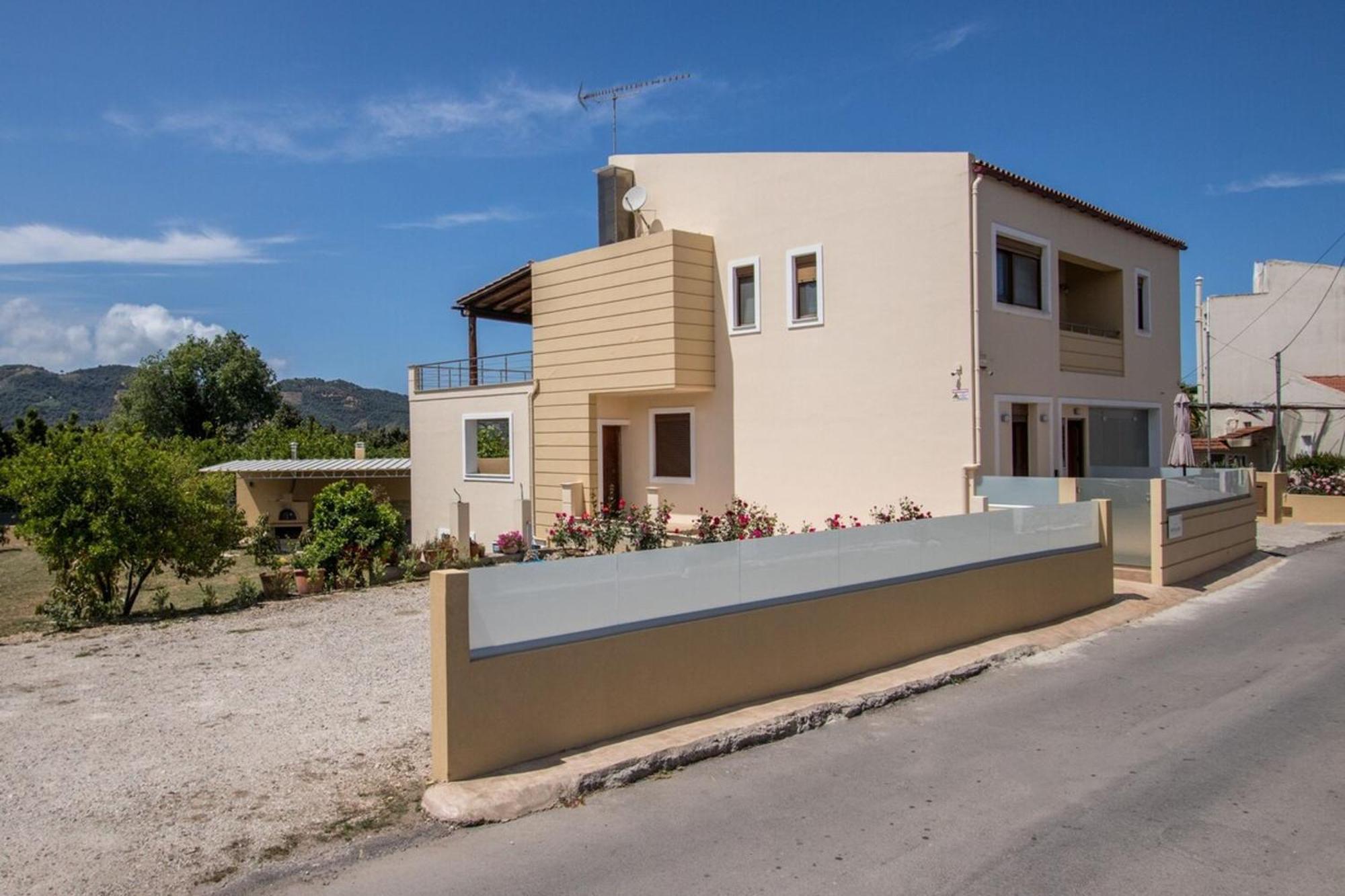 Luxury Katsoulakis Apartments In Countryside Alikianos Luaran gambar